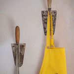 Carica l&#39;immagine nel visualizzatore di Gallery, Artful Wall Hooks Recycled from a Treasure of Unique Trowels
